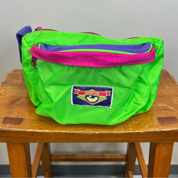 Seirus Handbags - Seirus Vintage 1980s Vibrant Green Purple Fanny Pack Travel Bag Activewear Sport